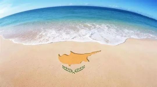移民塞浦路斯和希腊哪个国家好？比一比你就明白了！