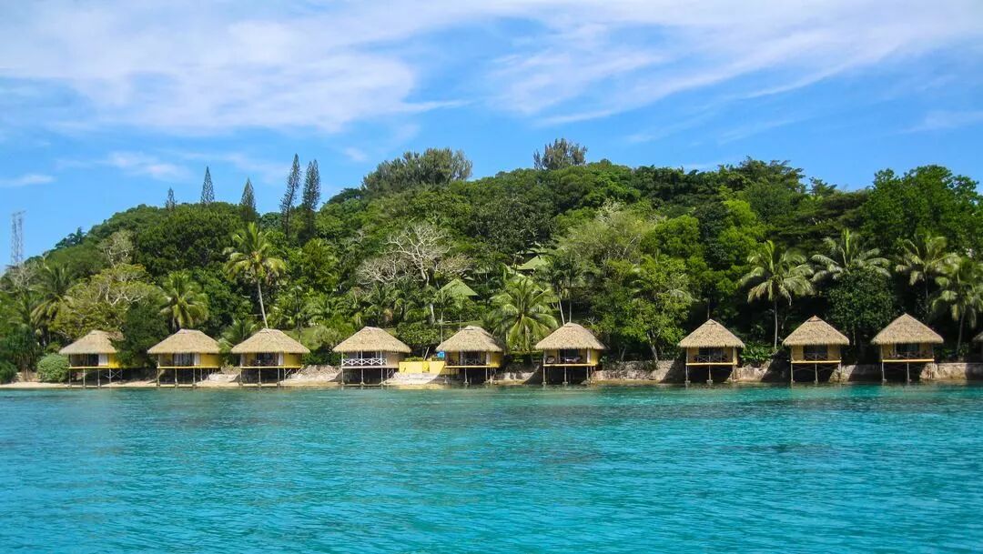 瓦努阿图移民多少钱 护照和绿卡哪个更合适