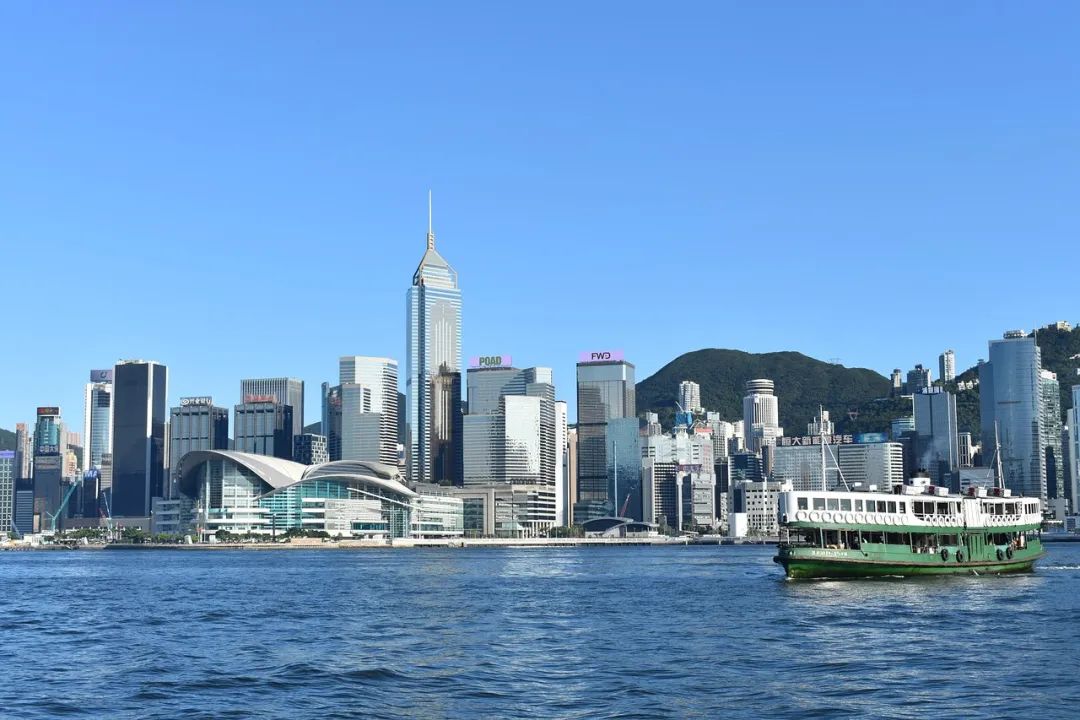 拿到香港身份后,父母、配偶和子女如何申请香港户口?