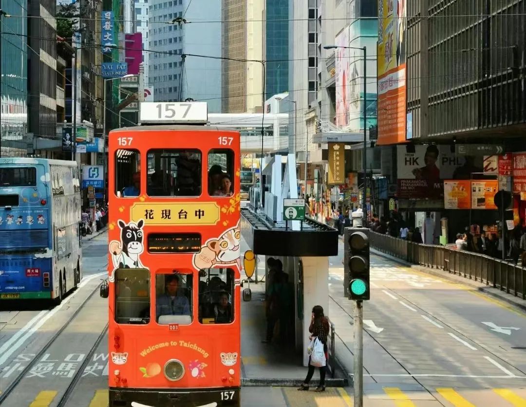 不常住香港,7年后能拿到香港永居身份吗?