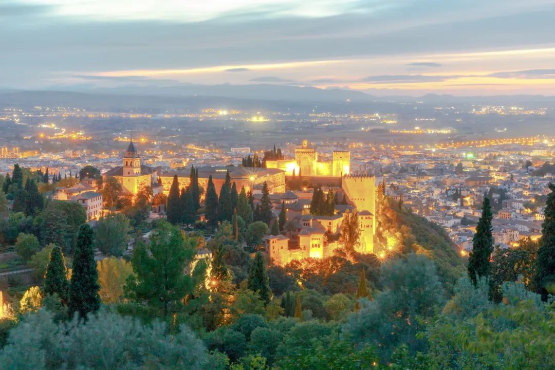 西班牙，凭什么成为“回头率”高的旅游国家？